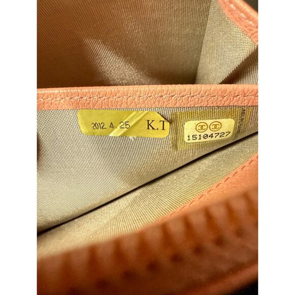 Chanel Bifold Pink Long Wallet Camellia Embossed in Gold*CC interlocking*Awesome - Picture 12 of 13